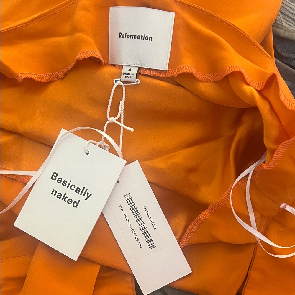 NWT Reformation Vivi 100% Silk Cut Out Dress Citrus Orange Size 4 - Picture 4 of 4